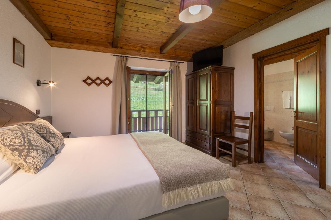 Le Reve Bed & Breakfast กูร์มาเยอร์ ภายนอก รูปภาพ