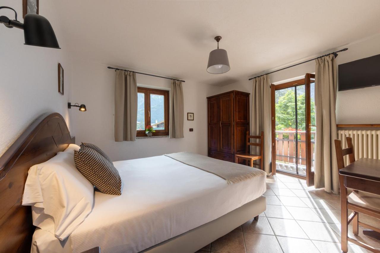 Le Reve Bed & Breakfast กูร์มาเยอร์ ภายนอก รูปภาพ
